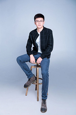 李宏伟